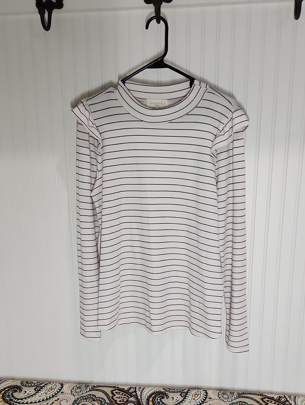 Periwinkle by Barlow White Long Sleeve Tee with Black Stripe